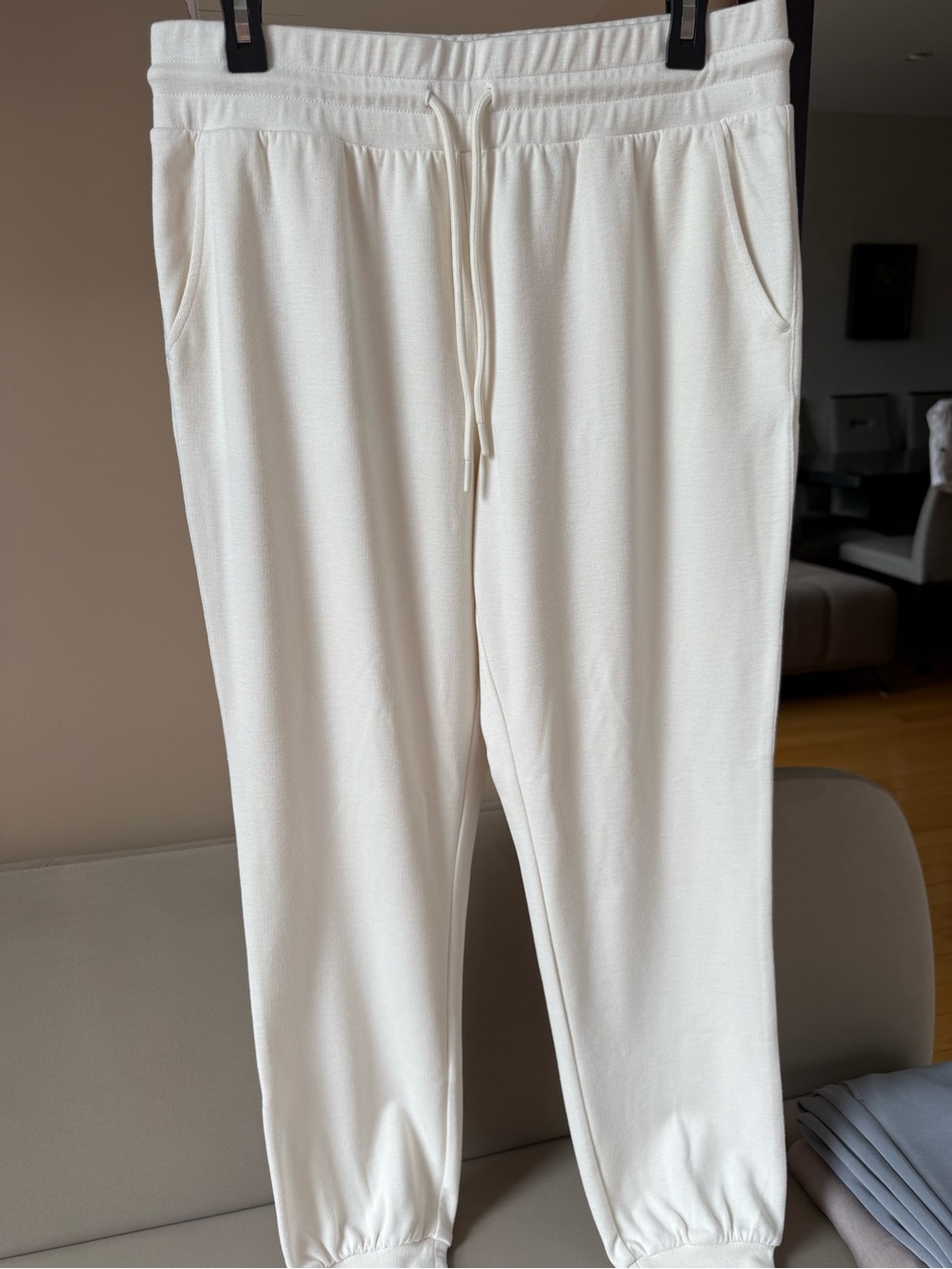 Women’s Cream Drawstring Jogger Pants